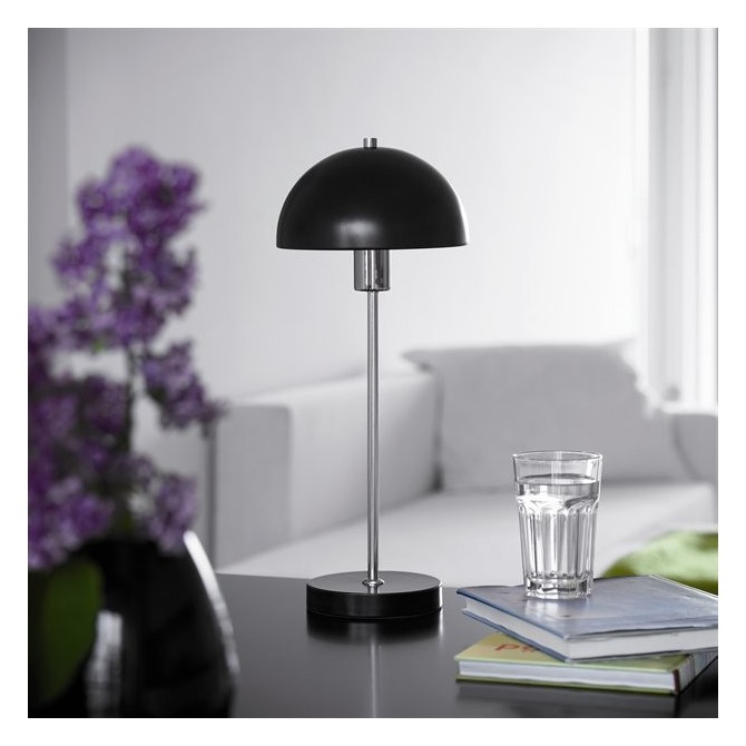 VIENDA BORDSLAMPA SVART/KROM