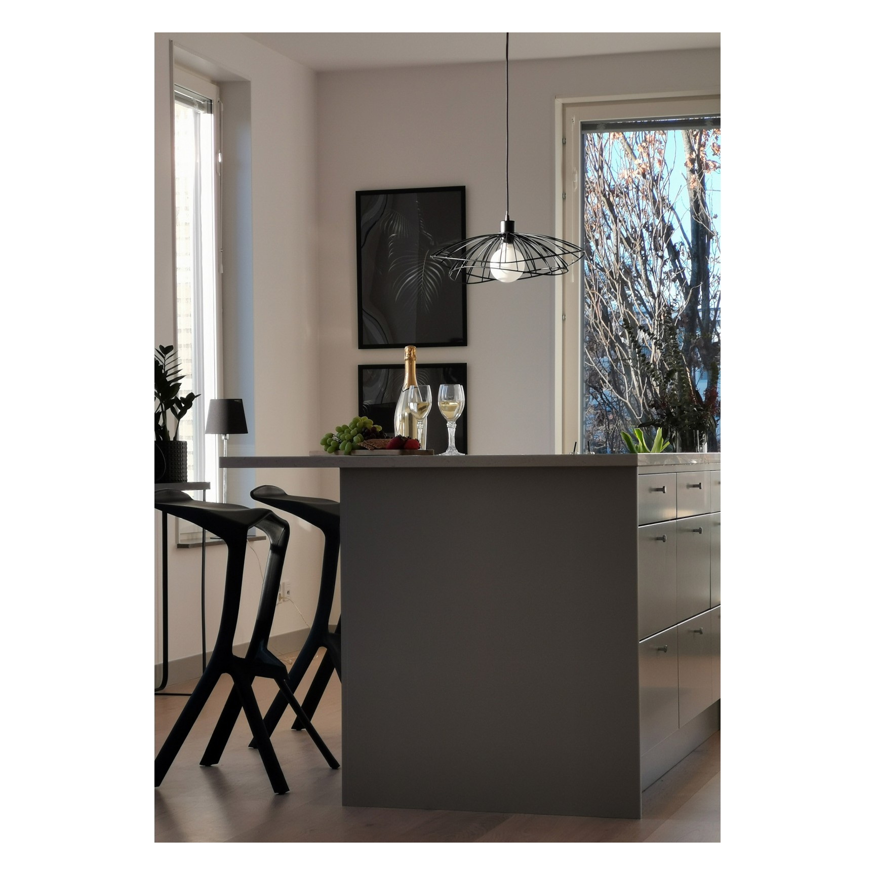RAY 45 PENDEL SVART
