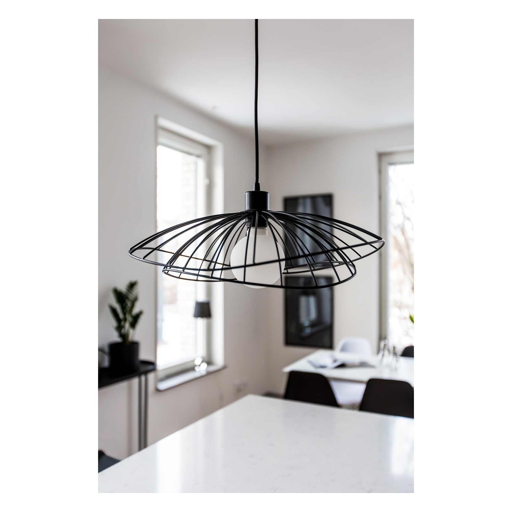RAY 45 PENDEL SVART