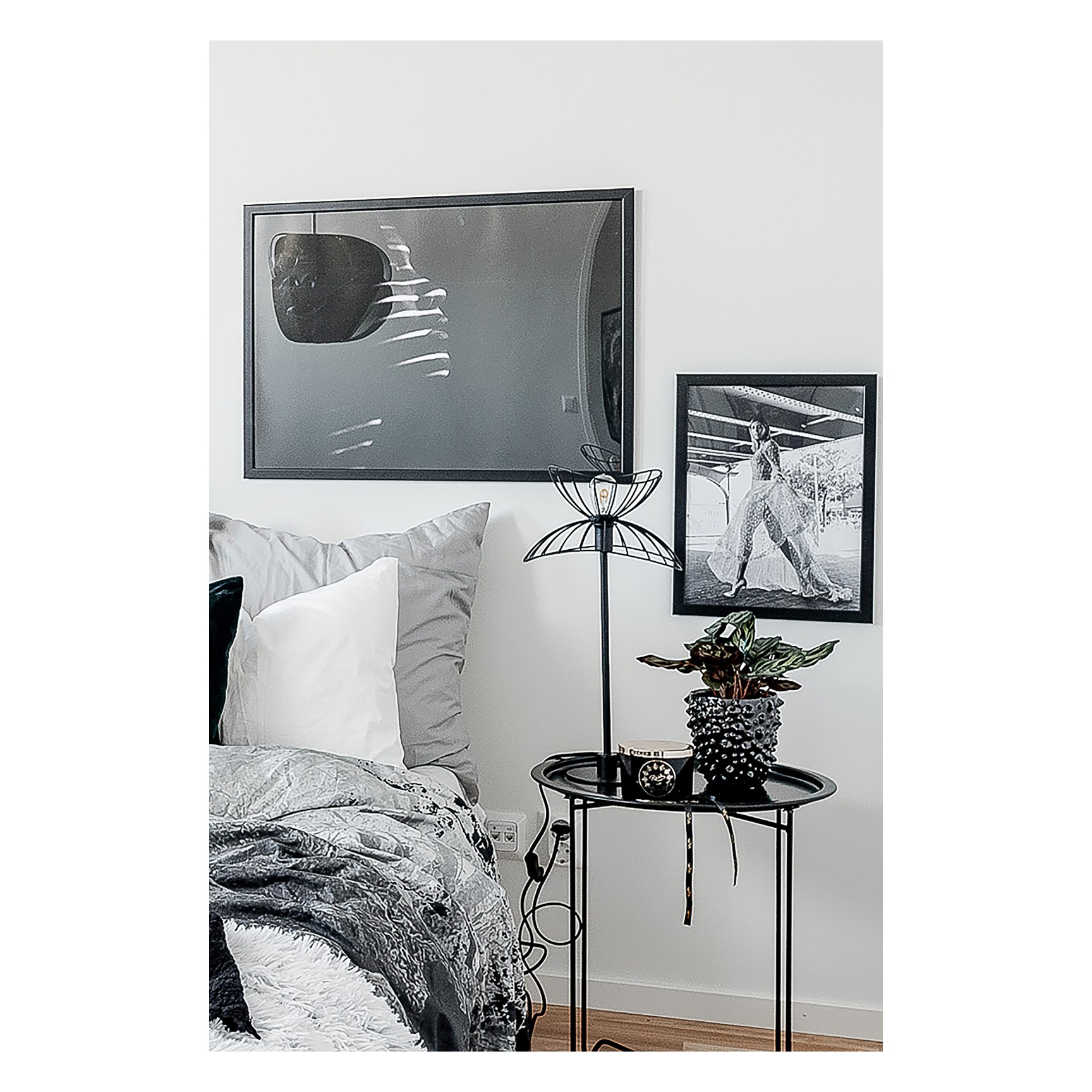 RAY 25 BORD SVART