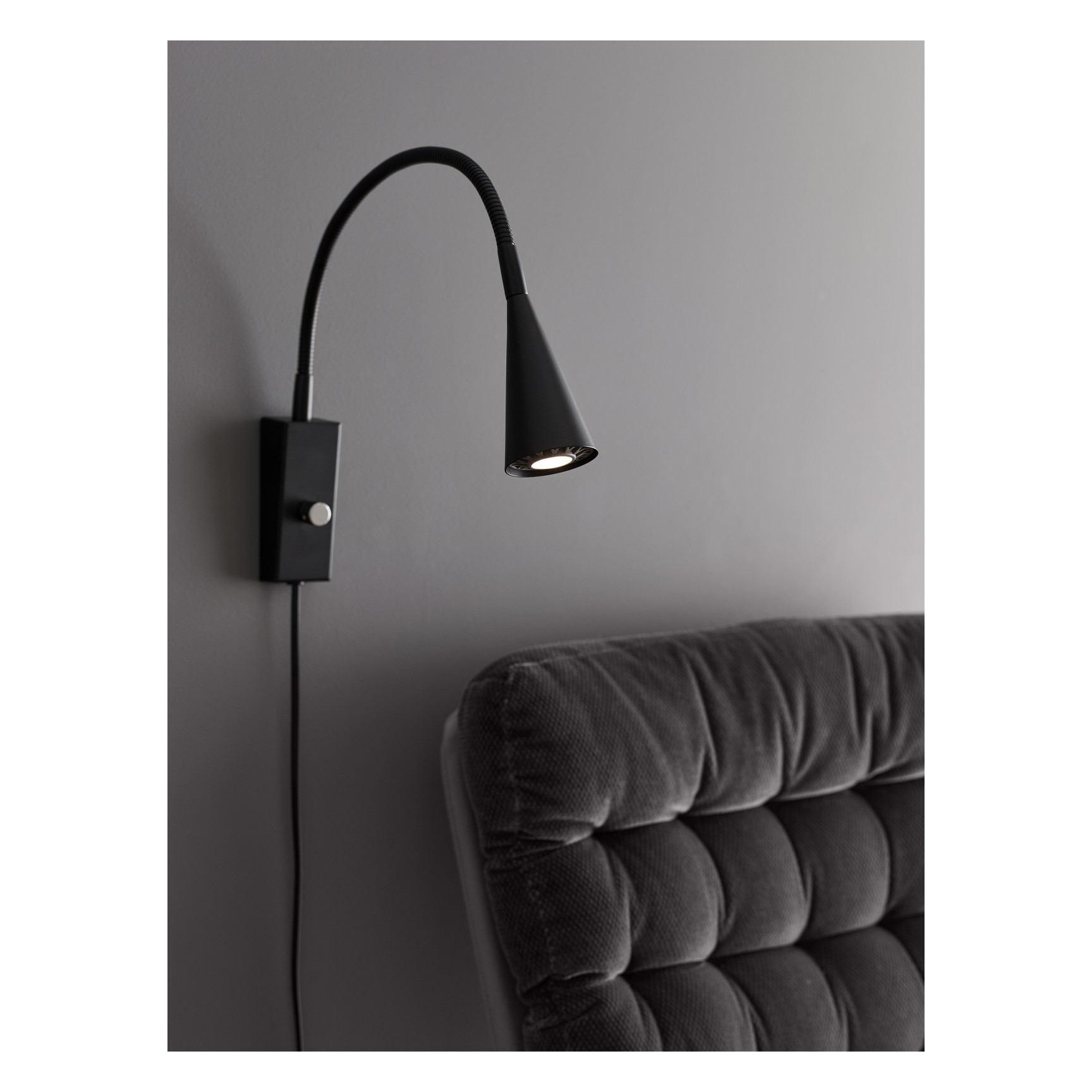LEDRO VÄGGLAMPA MATTSVART LED 12V 4W DIMBAR