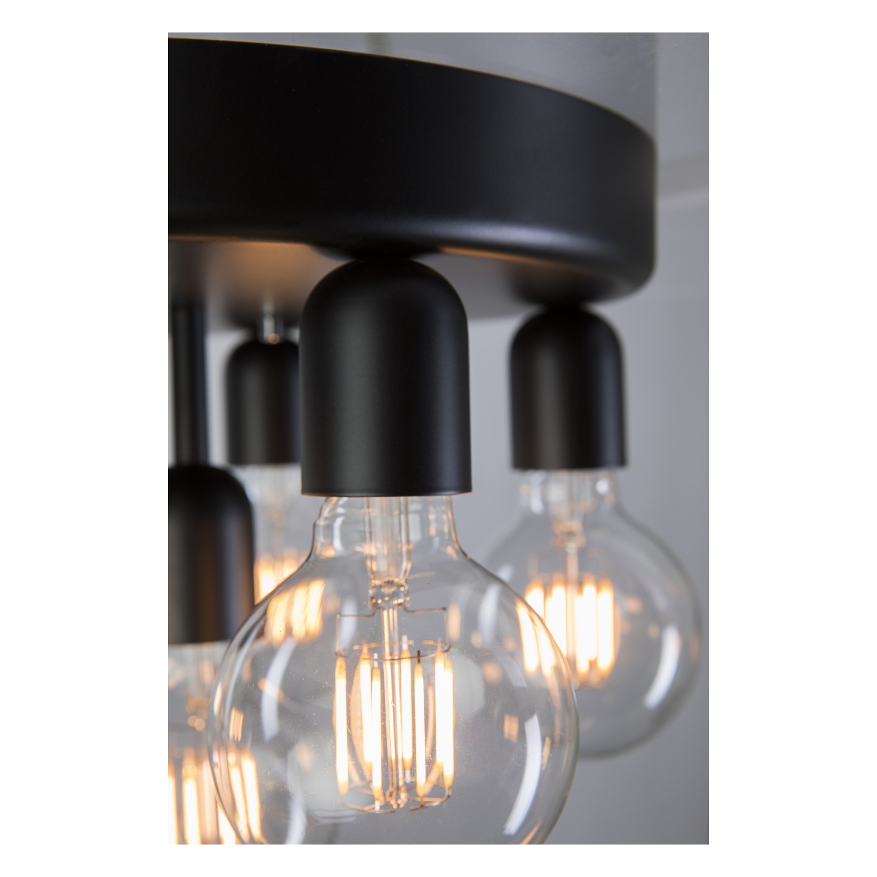 REGAL PLAFOND MATTSVART IP21