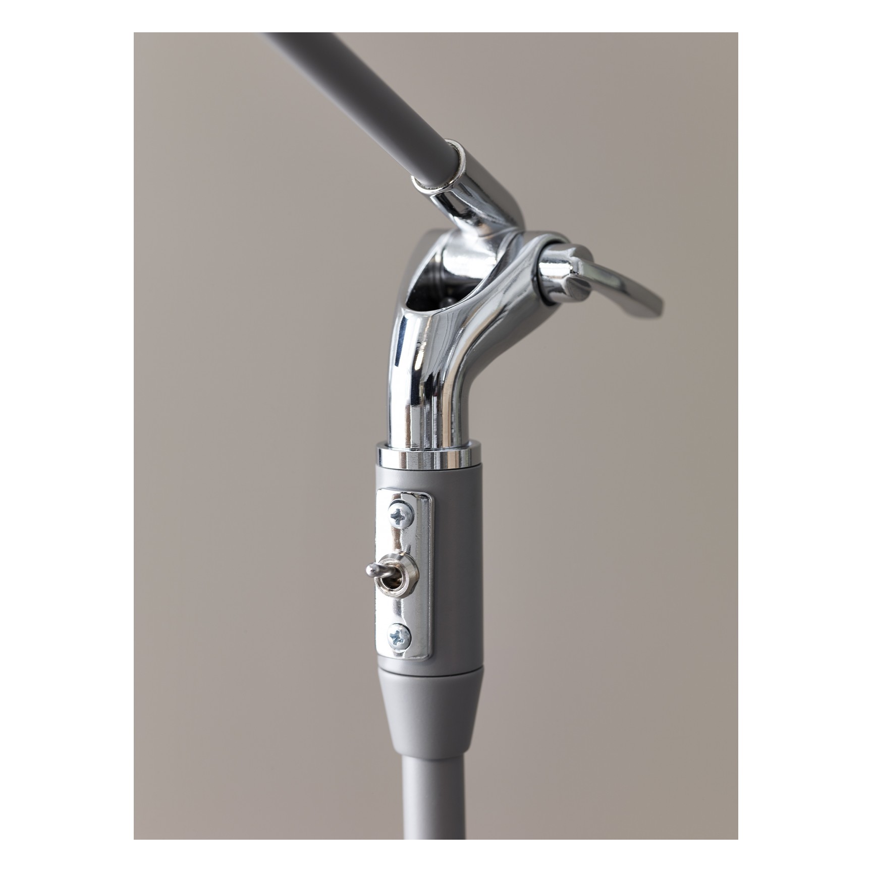 SPECTRA BORDSLAMPA MATTVIT LED