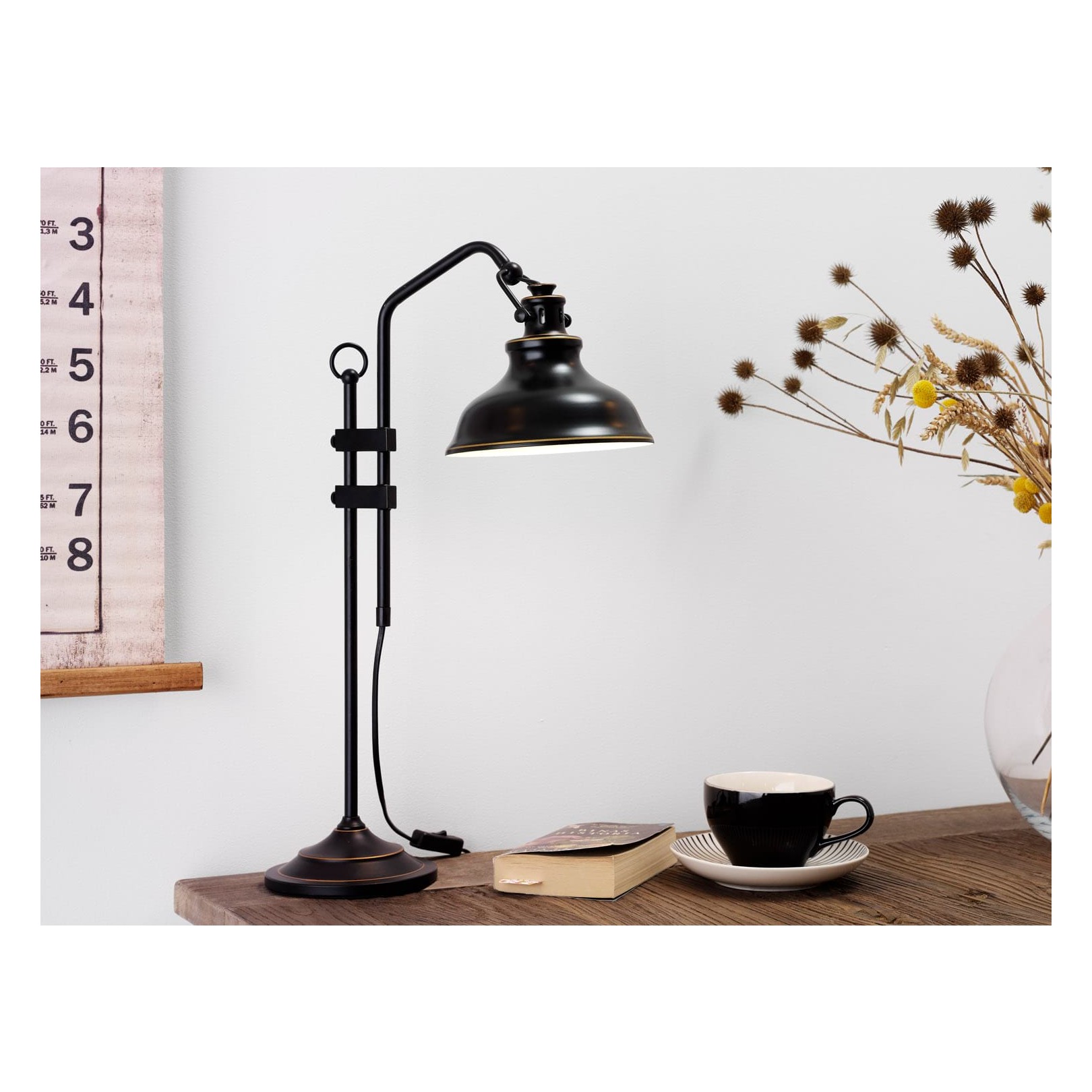 NEW HAVEN BORDSLAMPA ANTIK SVART/GULD DEKOR