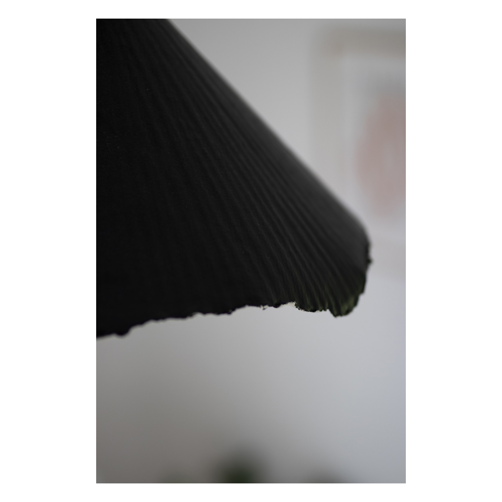 LINNEA 40 PENDEL SVART