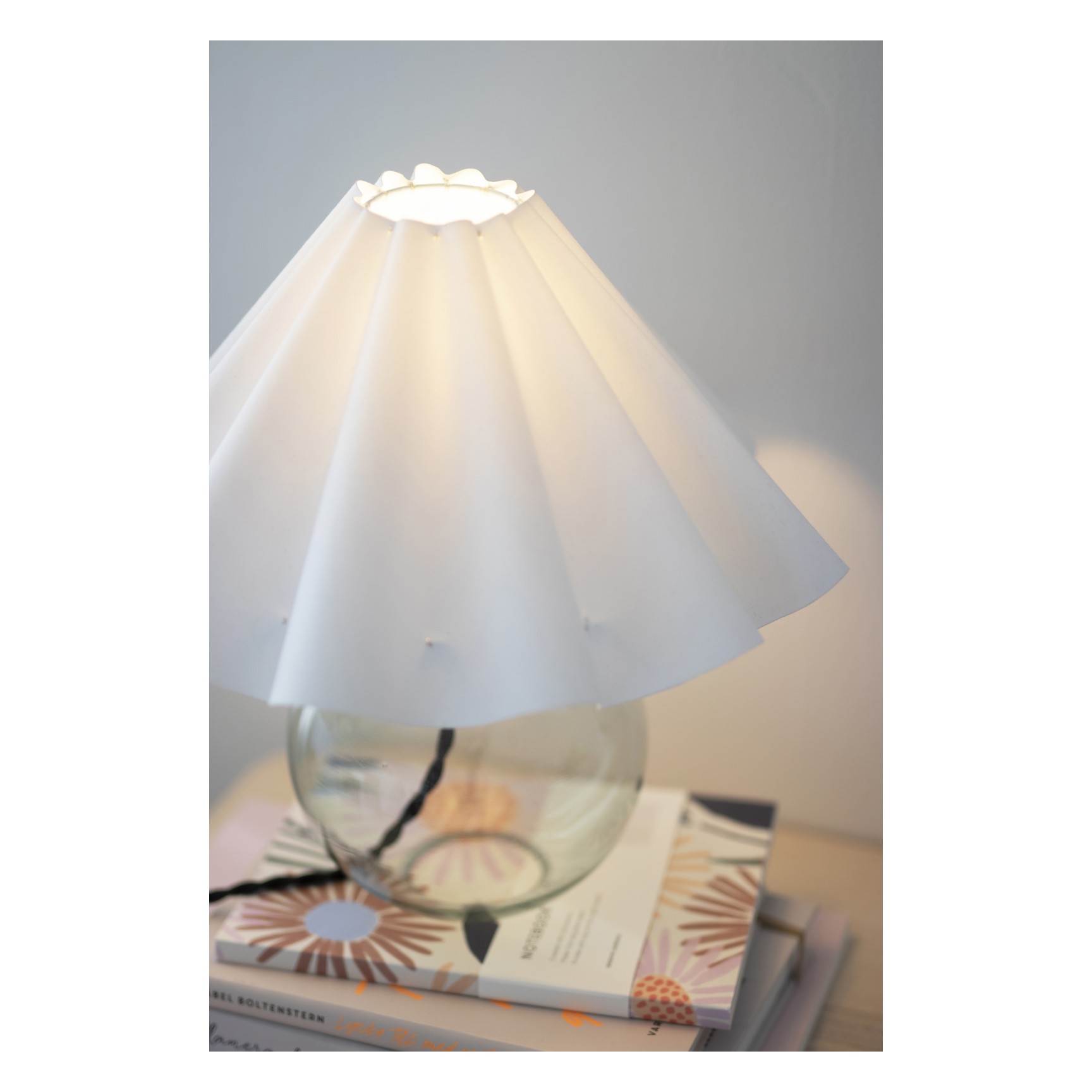 JUDITH BORD GRÖN/VIT