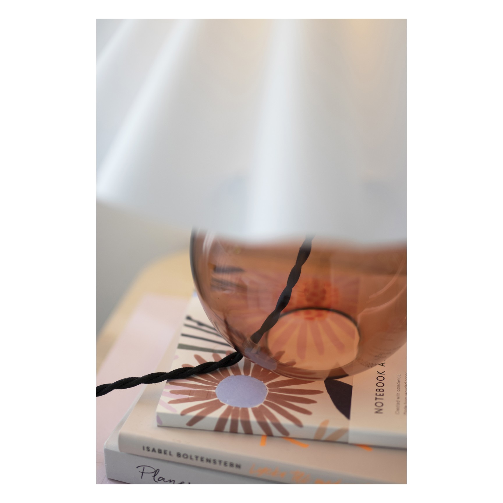 JUDITH BORD BRUN/VIT