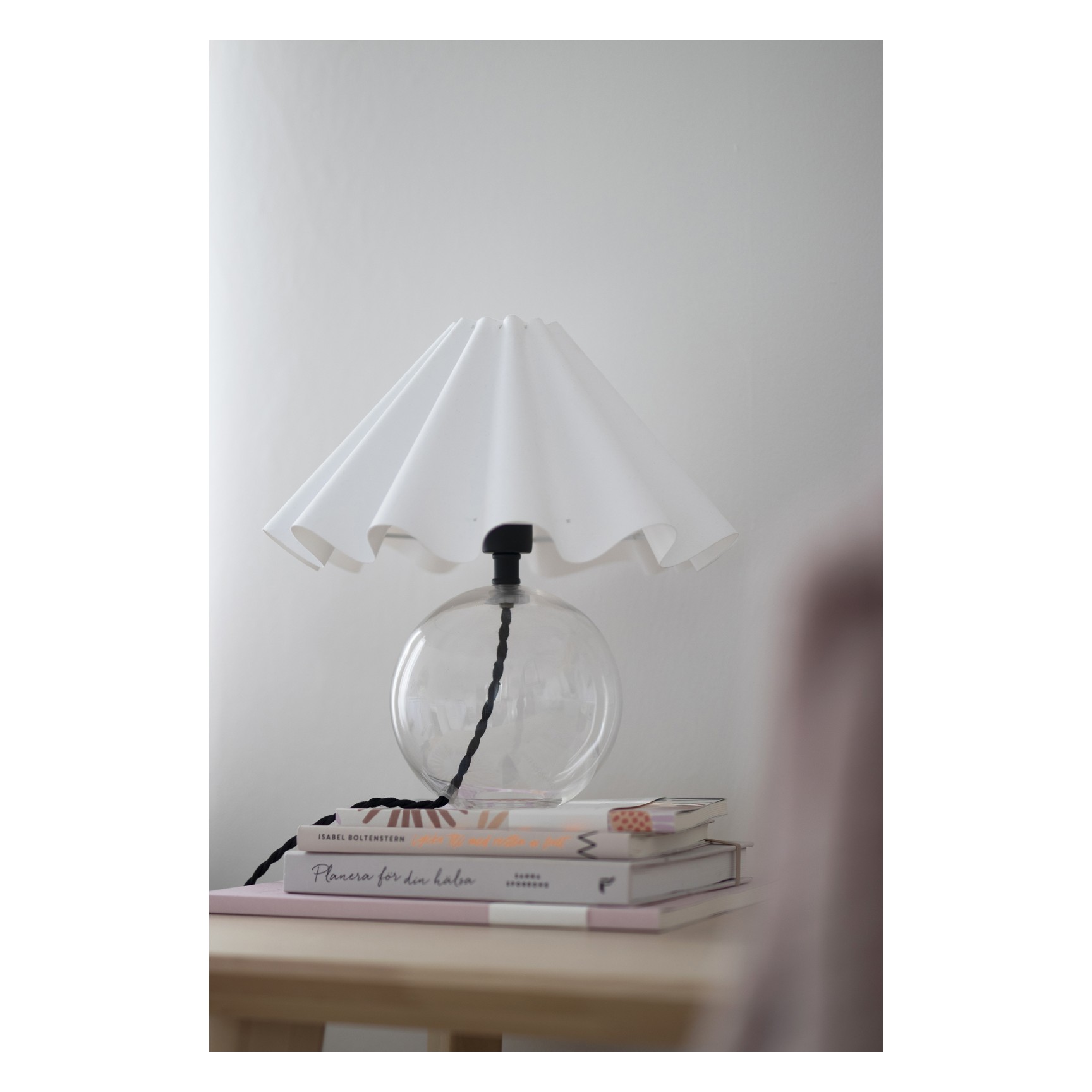 JUDITH BORD KLAR/VIT