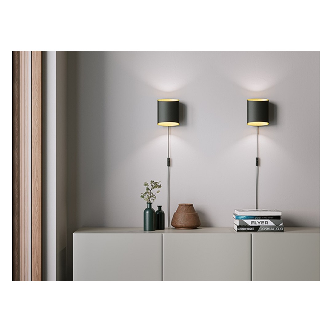 SINNE VÄGGLAMPA SVARTSTR/MÄSSING G9